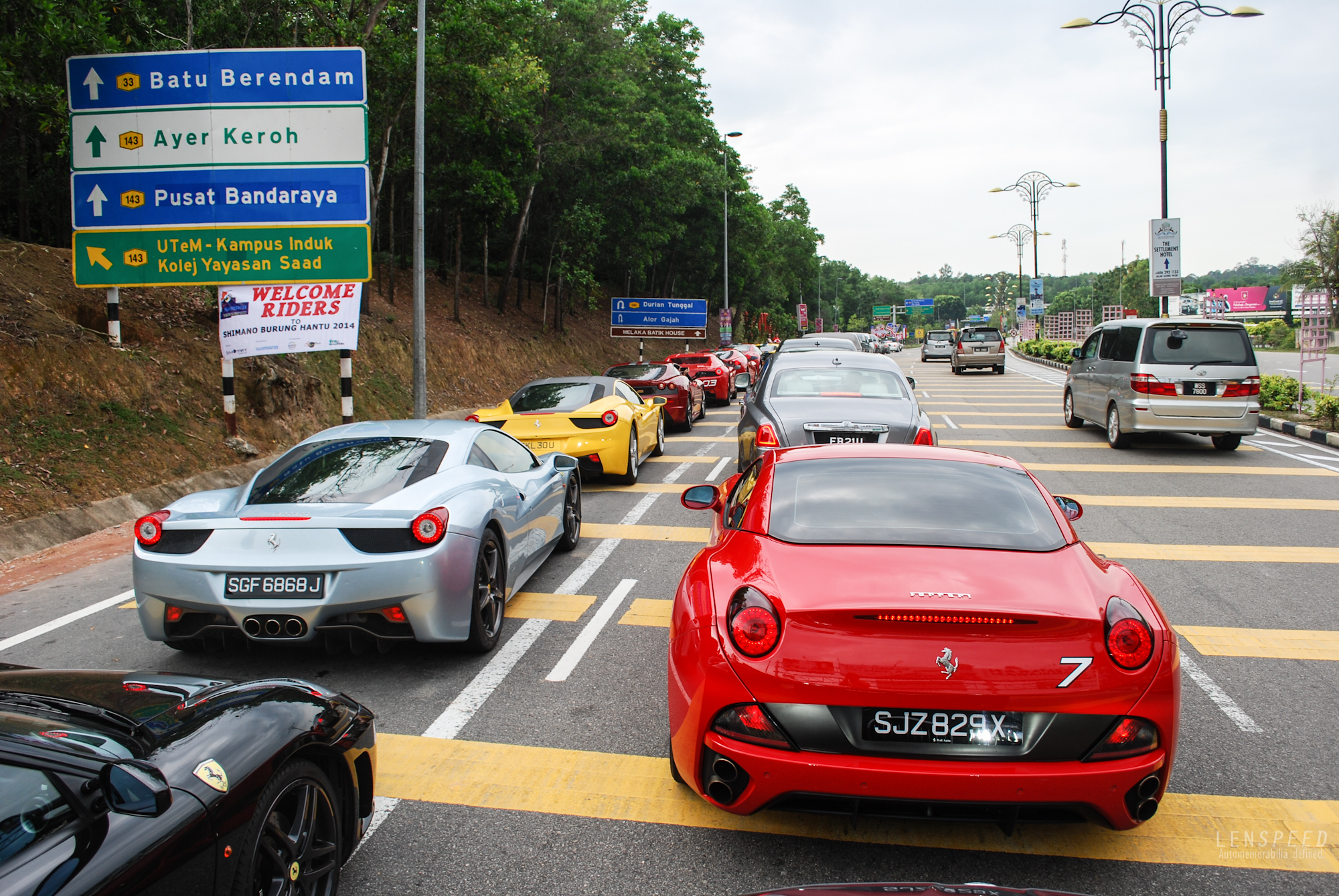 The Rollers join the Ferraris