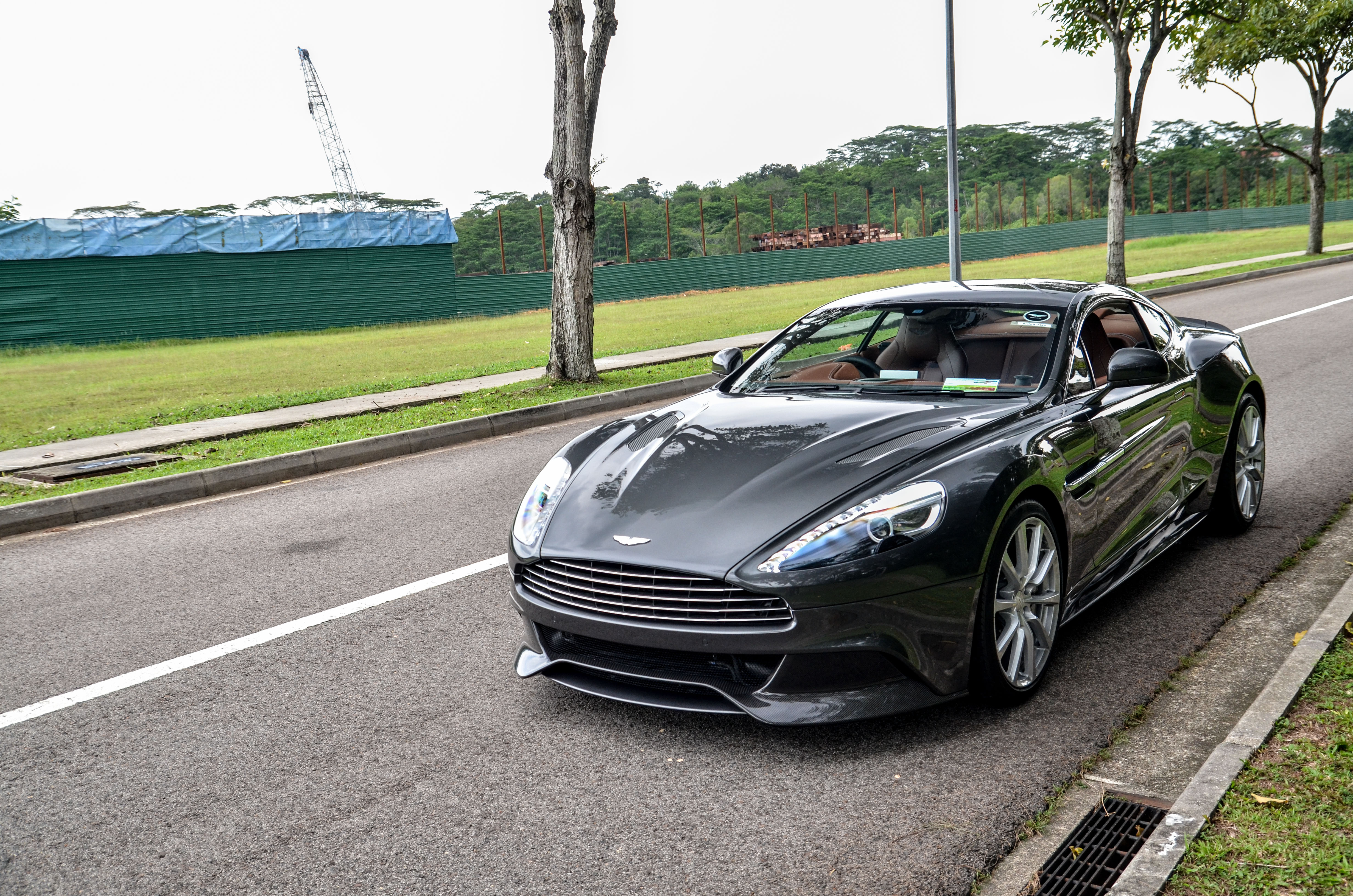 Quick spin: Aston Martin Vanquish (Touchtronic III)