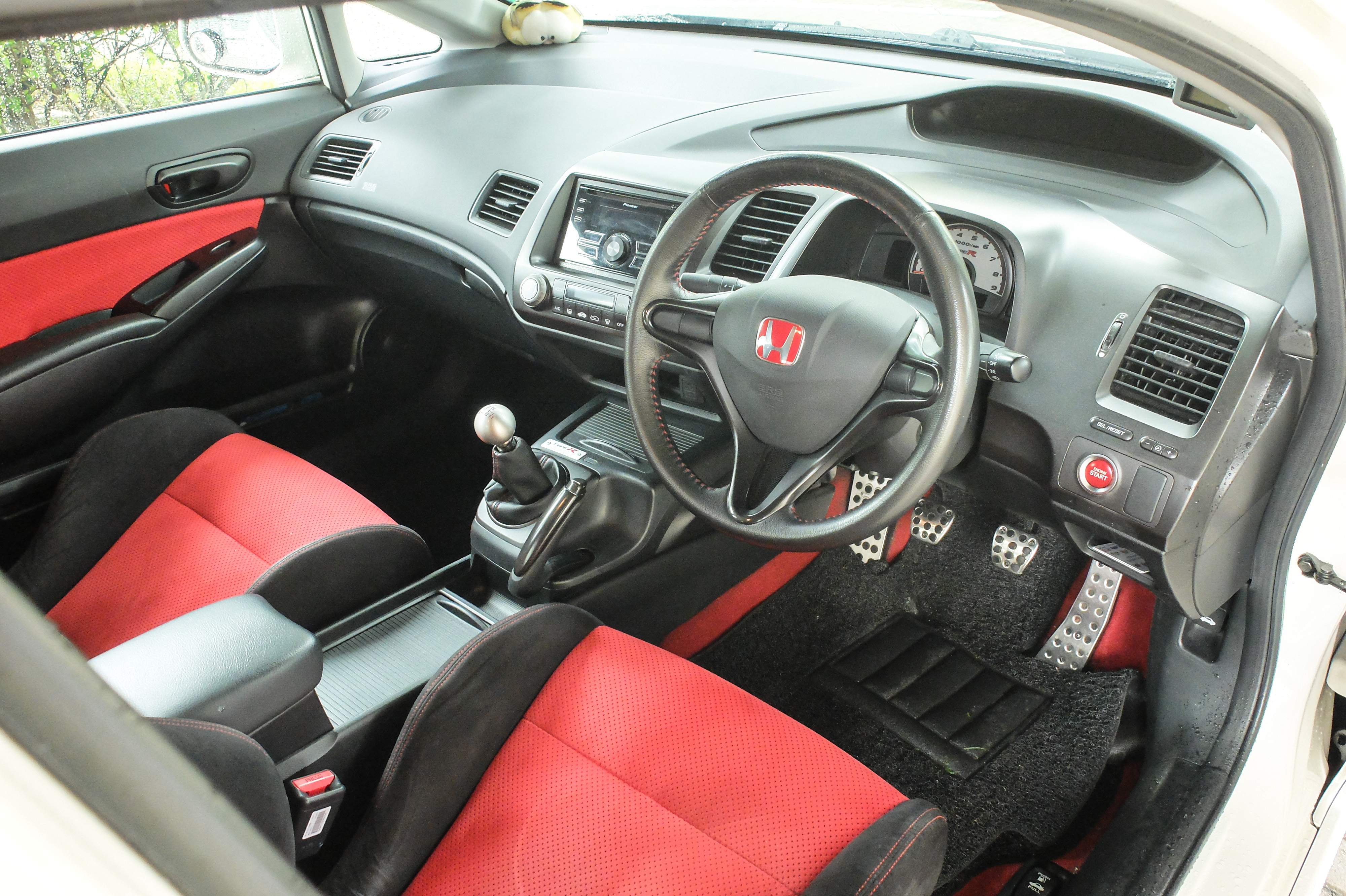 The lost art of stick shifts